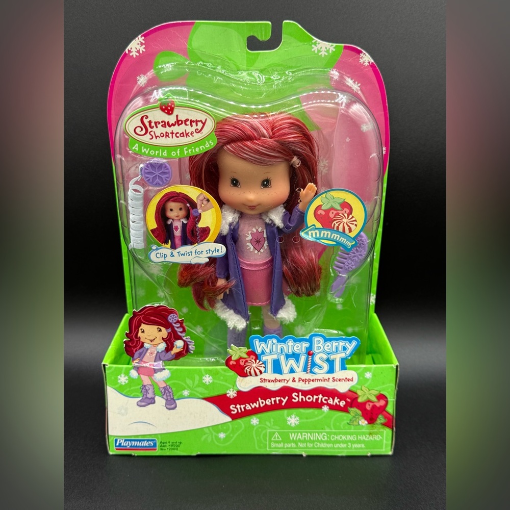 Strawberry Shortcake peppermint Winter Berry Twist Doll 2007